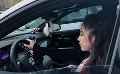 女人下边被舔全过视频软件